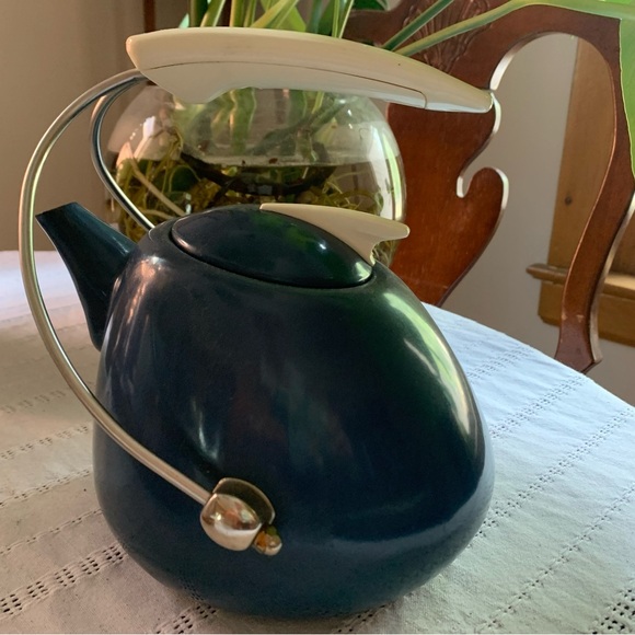 Noritake Colorwave Blue Teapot - Picture 4 of 8